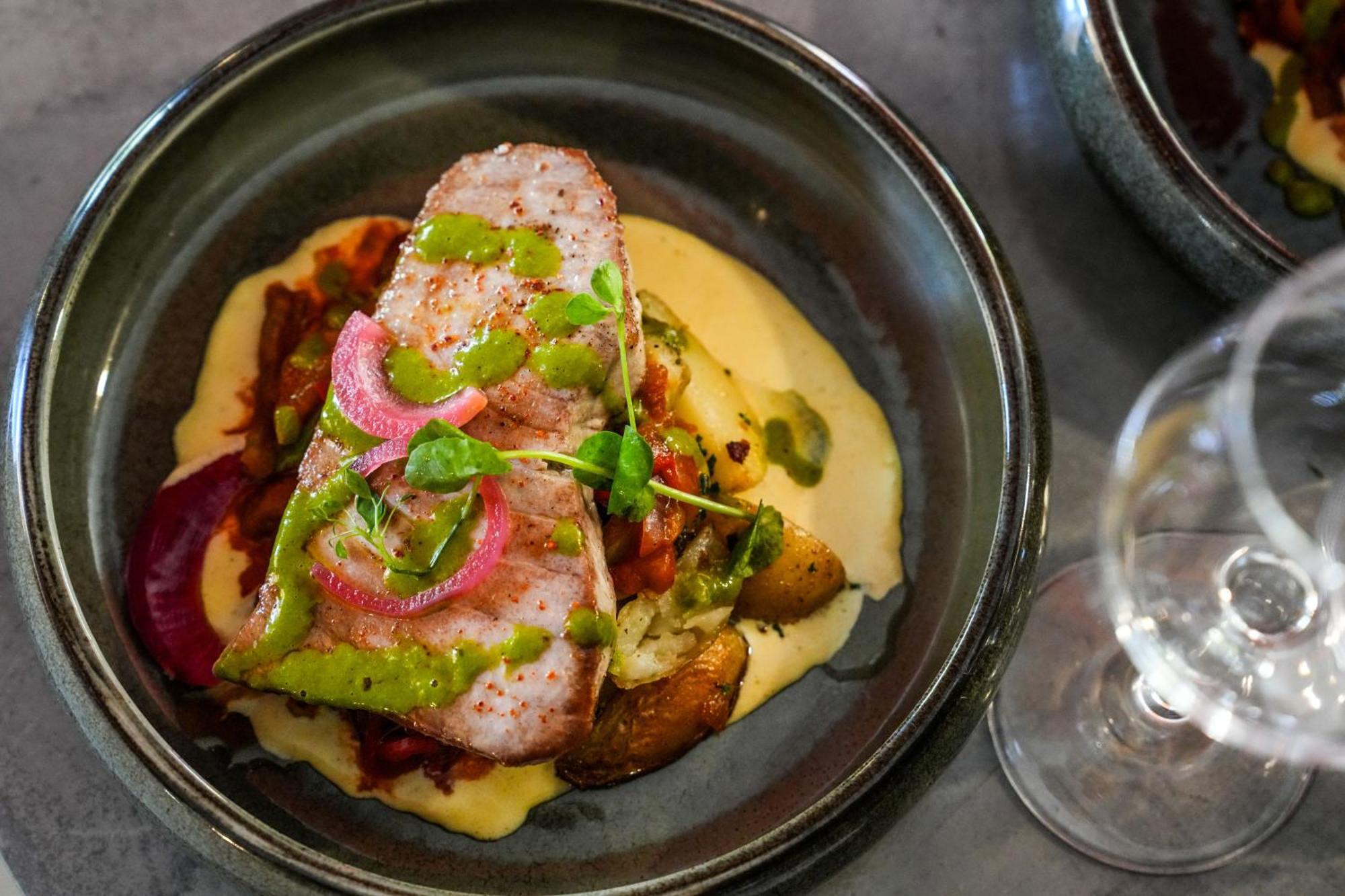 Logis Hotel & Restaurant Le Cadet De Gascogne Saint-Justin  외부 사진